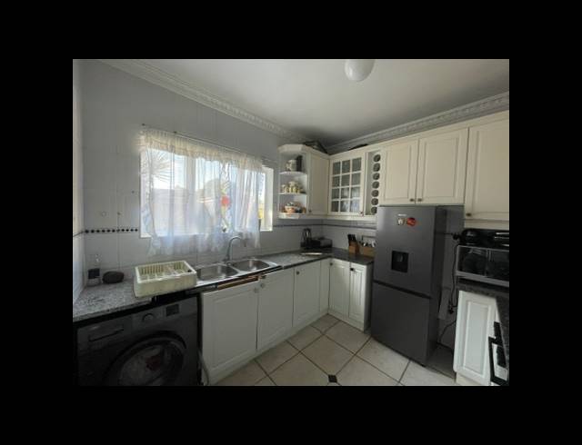 2 BEDROOM APARTMENT FOR SALE IN MUSGRAVE